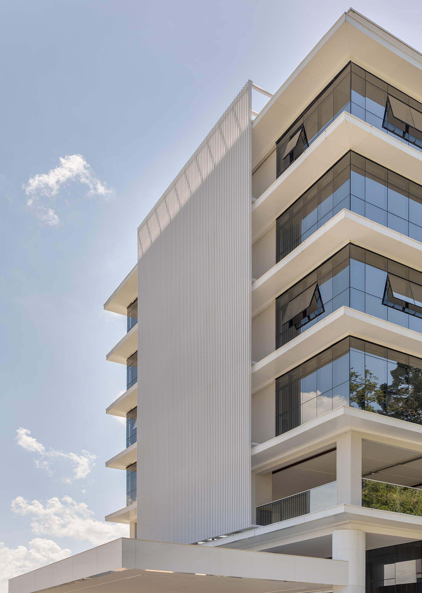 Bella Vista Empresarial — fachada frontal